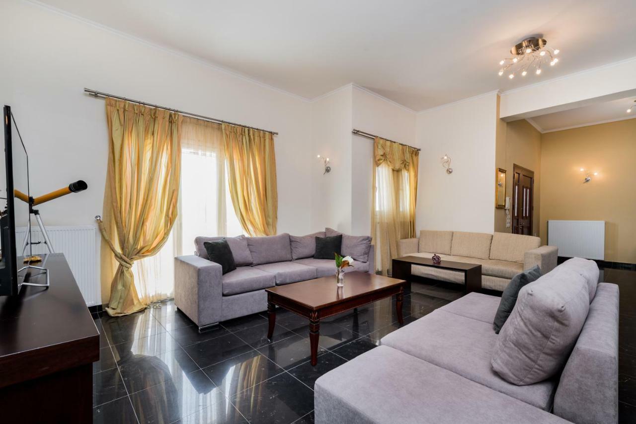 Leone Luxury Villas Kalamaki  Exterior photo